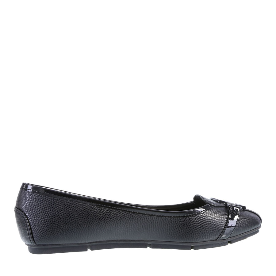 Women's Delilah Square Toe Flat
