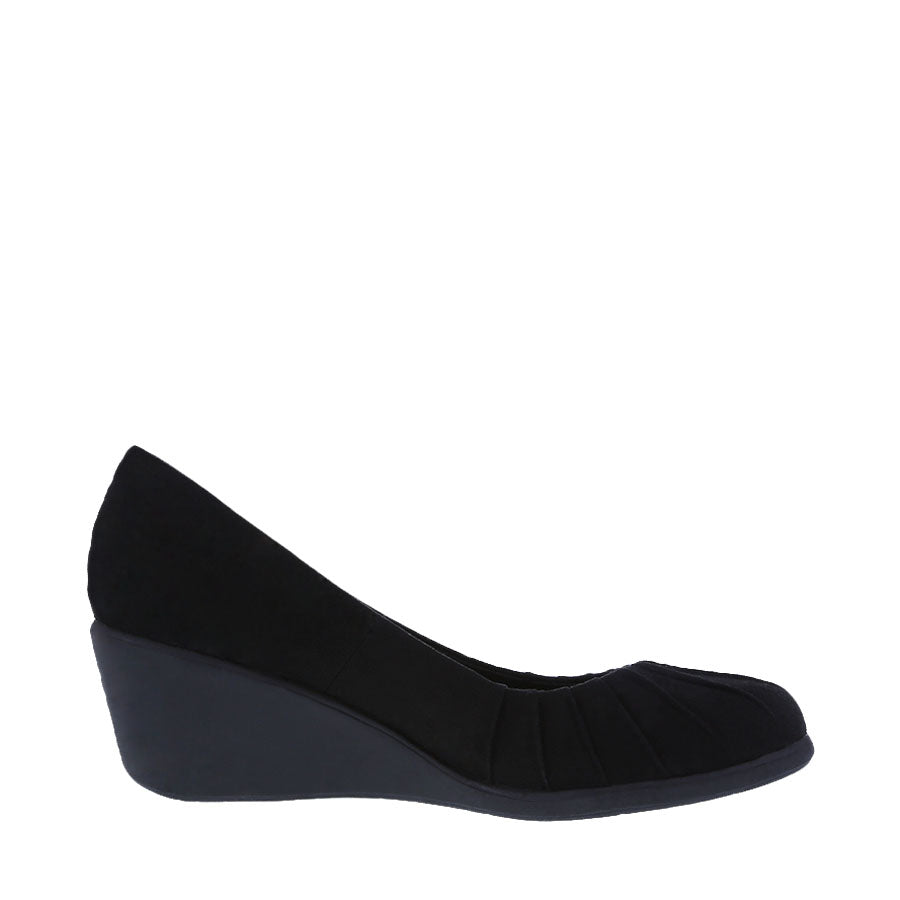 Women's WW Bristol Pleated Wedge