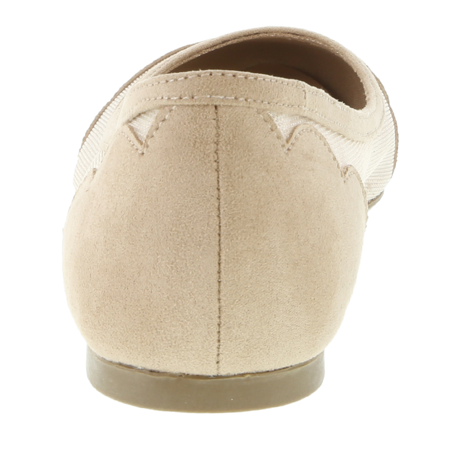 Women's Giselle Scallop Flat